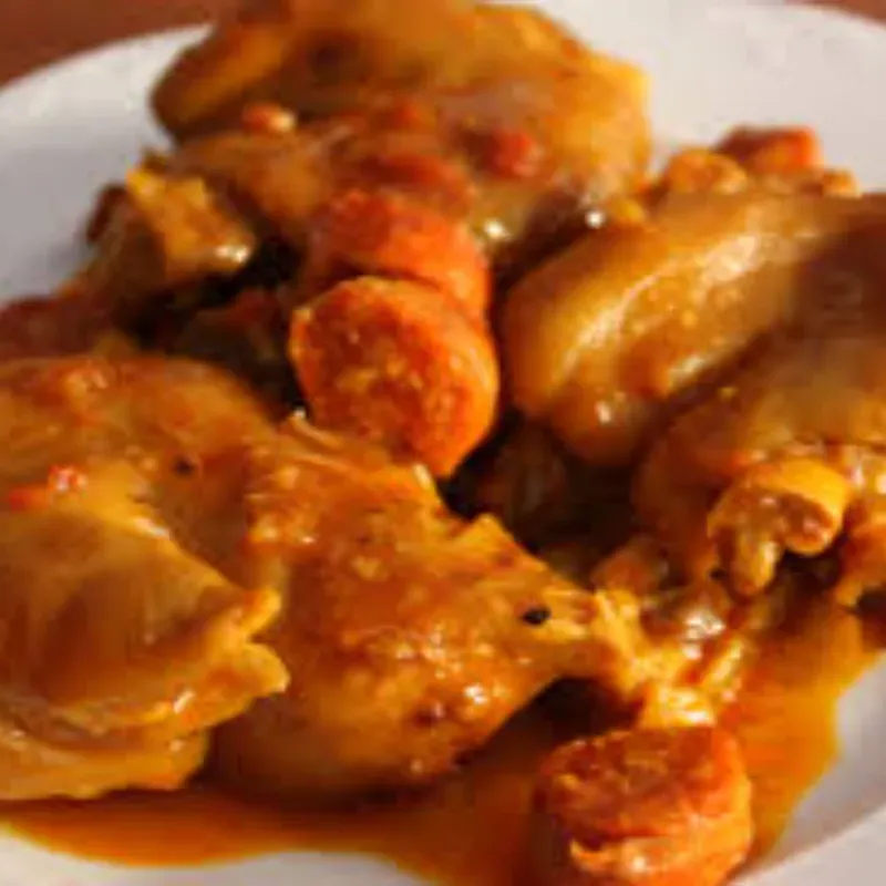 Manitas de Cerdo a la Criolla