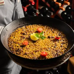 Paella de Rabo de Toro