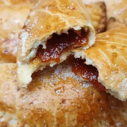 Empanada de queso y guayaba 