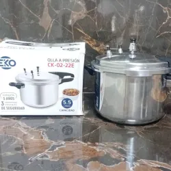 Olla de 3.pistones de 5 lt