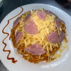 Espaguetis de jamón