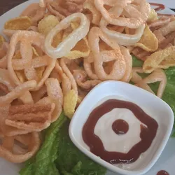 Pellis mixtos con salsa verde