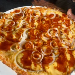 Pizza cebolla grande