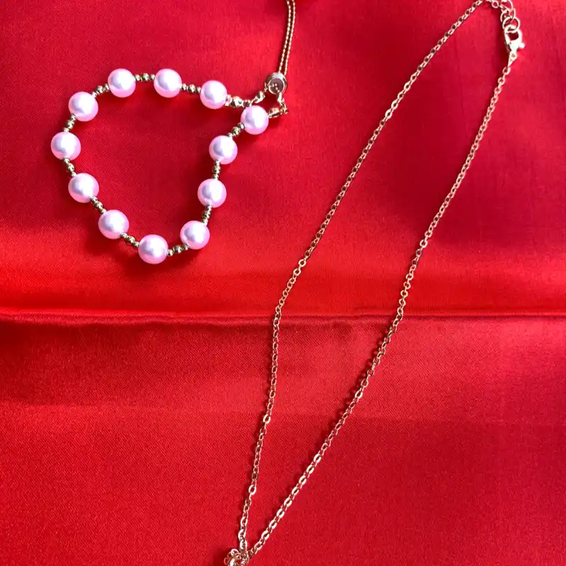 Collar y pulsera