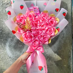 Ramo Rosas Corazón 