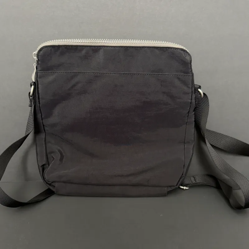 Baggallini Bolso Crossbody Negro Nuevo Ligero Multibolsillos