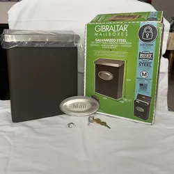 Buzón de pared con llave – Gibraltar Mailboxes (Nuevo en caja)