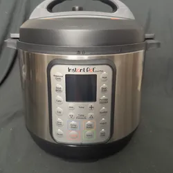 Instant Pot Duo Plus 6QT 9-en-1 Olla de Presión Eléctrica – NUEVA