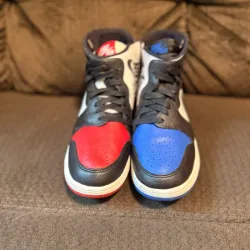 Nike Air Jordan 1 High - Rojo y Azul - Excelente estado