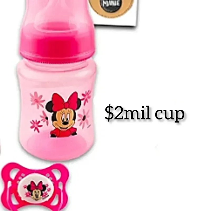 Juego de biberón + tete.