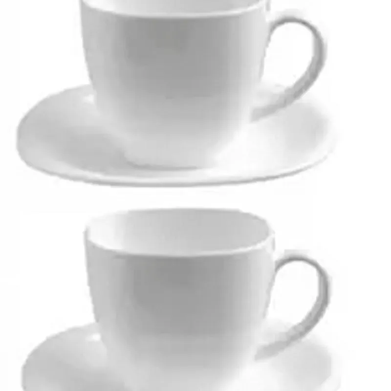 Juego de Hermosas tazas de porcelana con su plato.
