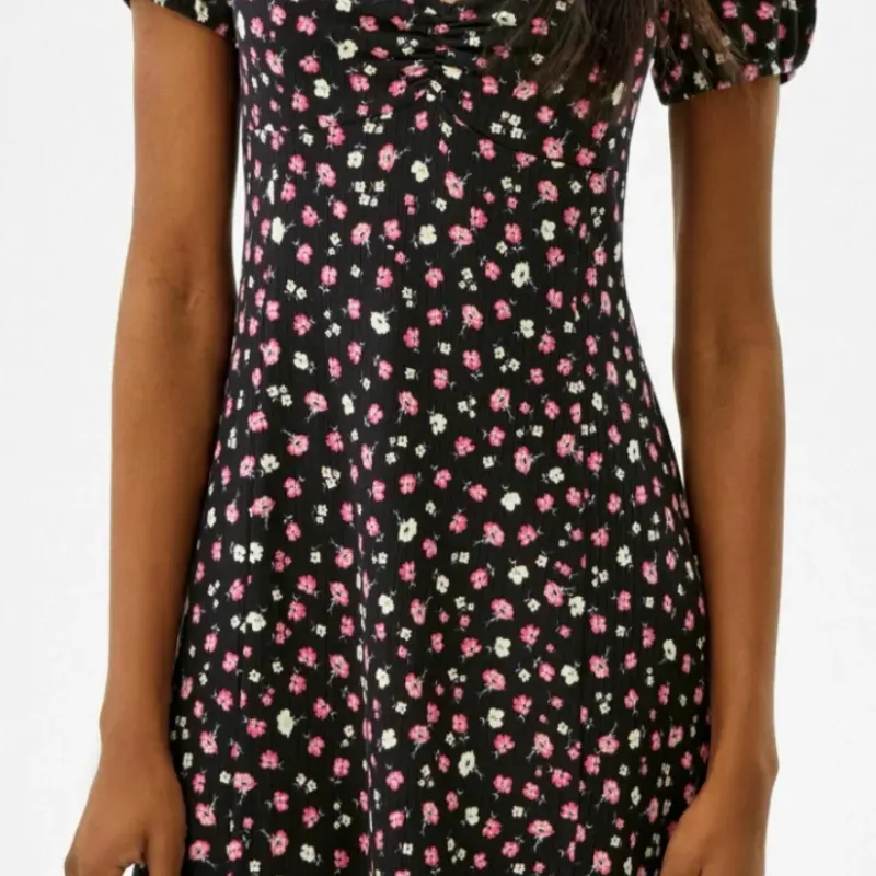Vestido BERSHKA 