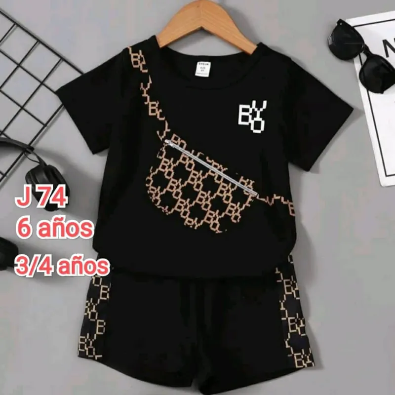 Conjunto short y pulover negro 