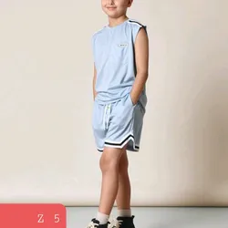 Desmangada y short azul claro 