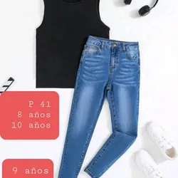 Pantalón de Mezclilla y Camiseta 