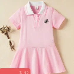 Vestido rosado con cuello