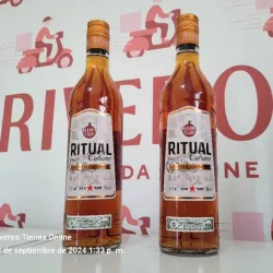 Botella de ron Ritual