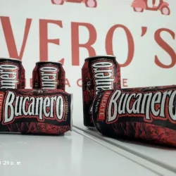 Latas de cerveza Bucanero