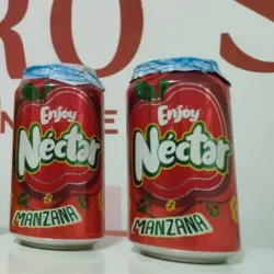 Latas de jugo de manzana(DISPONIBLES SOLO EN CIENFUEGOS)