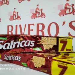 Paquetes de galletas de soda de 7 tacos dentro