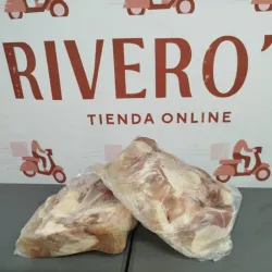 Paquetes de pollo muslo y contramuslo con pesaje aproximado 4.40 lbs