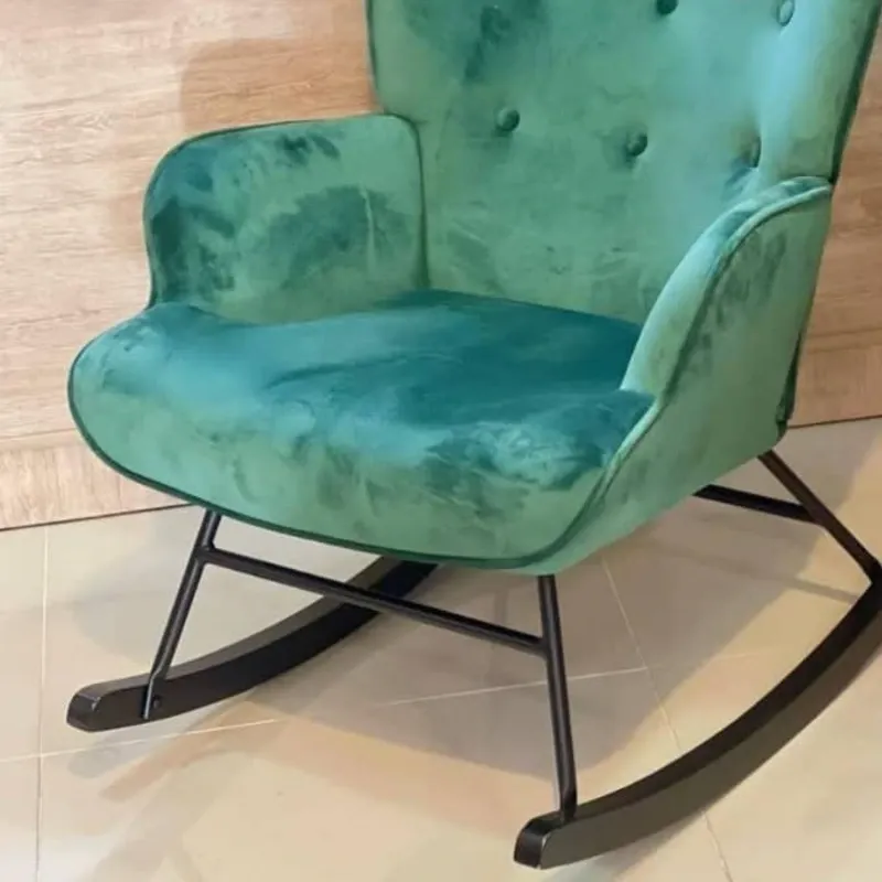 Silla mecedora o sillón tapizado