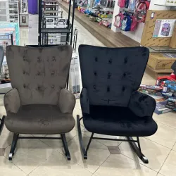Silla mecedora o sillón tapizado