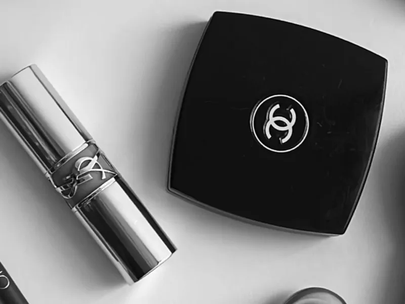 MAQUILLAJE