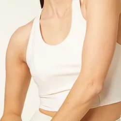 Top deportivo beige