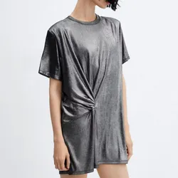 Vestido plateado con nudo