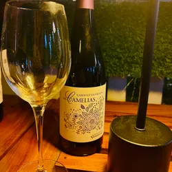 TINTO Las Camelias CABERNET SAUVIGNON