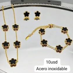Juego de cadena, aretes y manilla