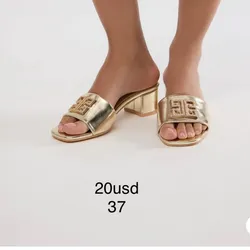 Sandalias