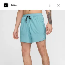 Short deportivo Nike 