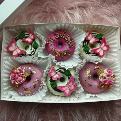 Caja de 6 minidonas personalizadas "TE QUIERO MUCHO"