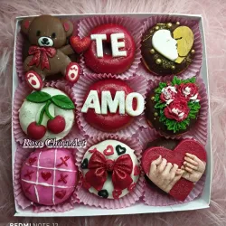 🧸Caja de 9 minidonas TE AMO♥️