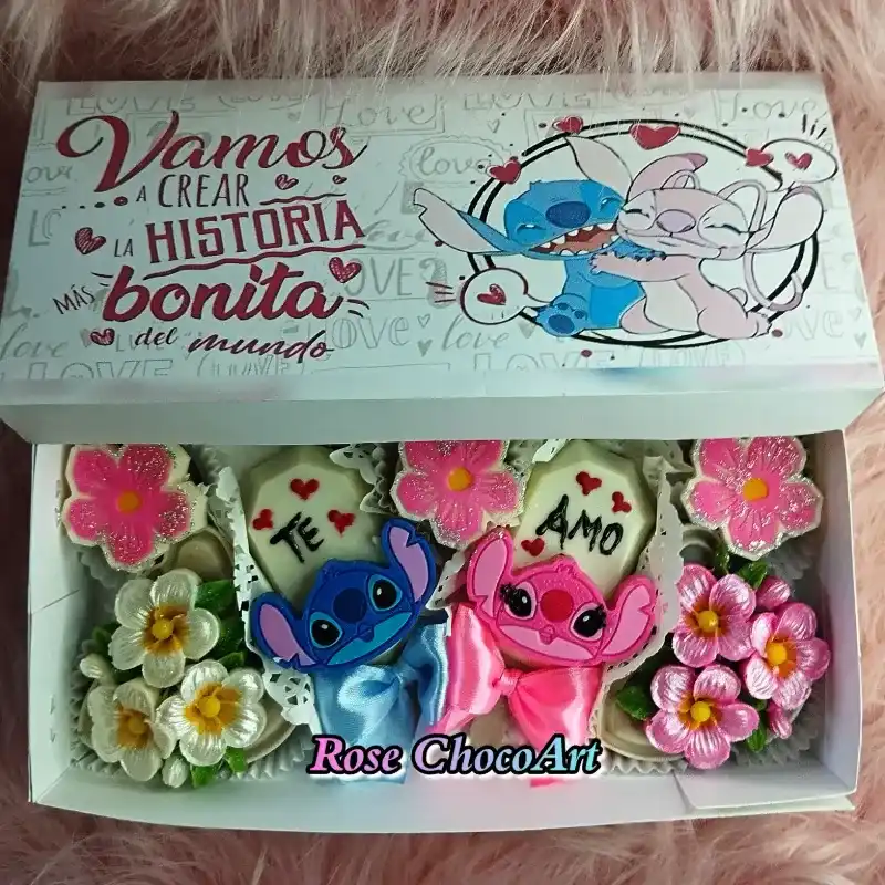 ✨🌸Caja de bombones y paletas Stitch Amor🌸✨