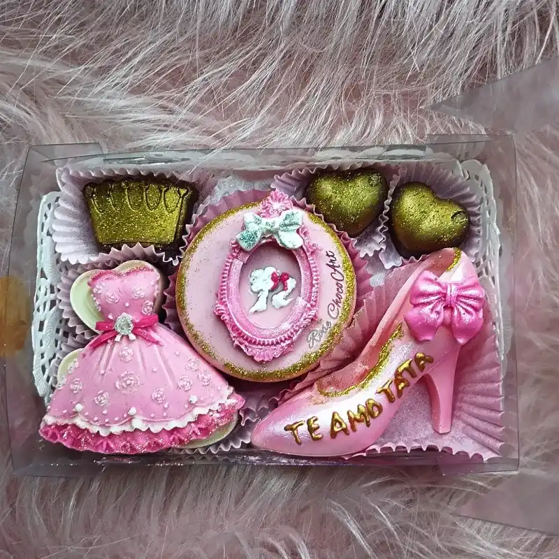 🎀Caja de personalizada con temática de Barbie👑