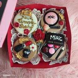🍫💄Caja Feliz cumple con choco-maquillaje💄🍫