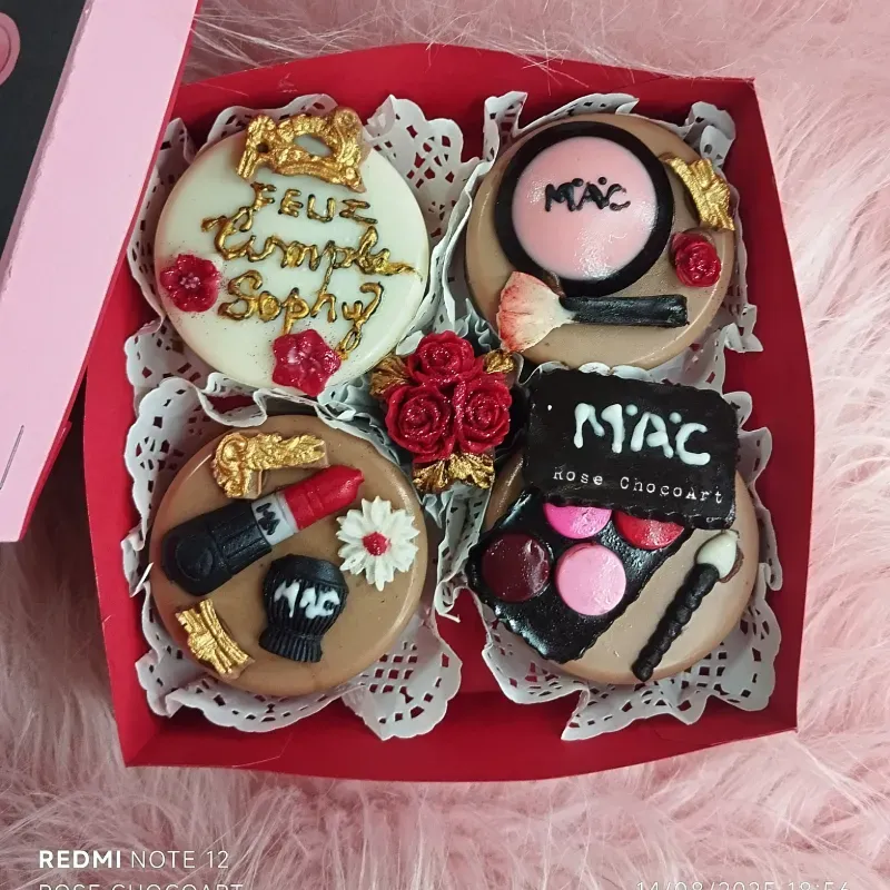 🍫💄Caja Feliz cumple con choco-maquillaje💄🍫