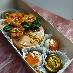 🧡🤍Caja personalizada para finos detalles.