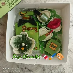 💚🤍Cajita de regalo personalizada con temática cosmética💄💋 💅🏼