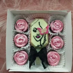 Cajita de Regalo personalizo con rostro de mujer y mariposa 🦋