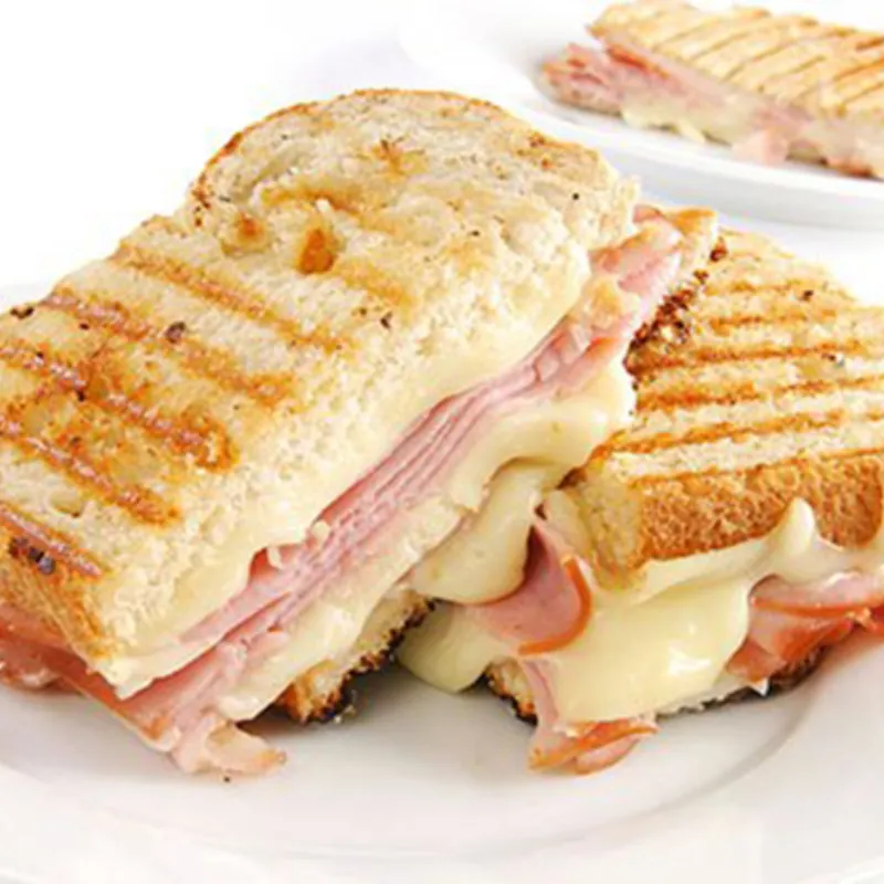 Sándwich de Jamón y Queso 