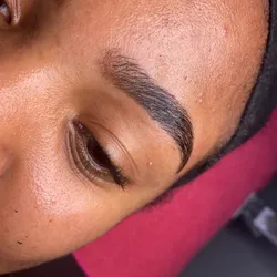 Laminado de cejas + tinte henna