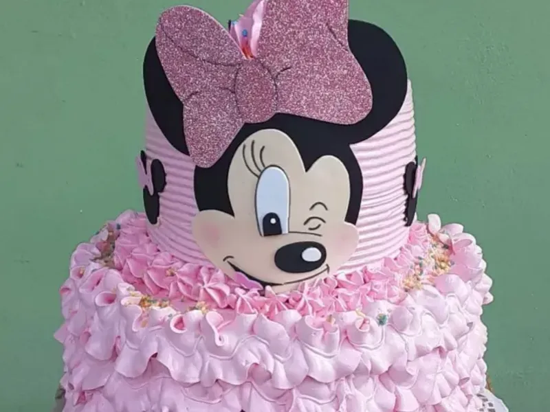 Cake de 2 pisos Minnie Mouse