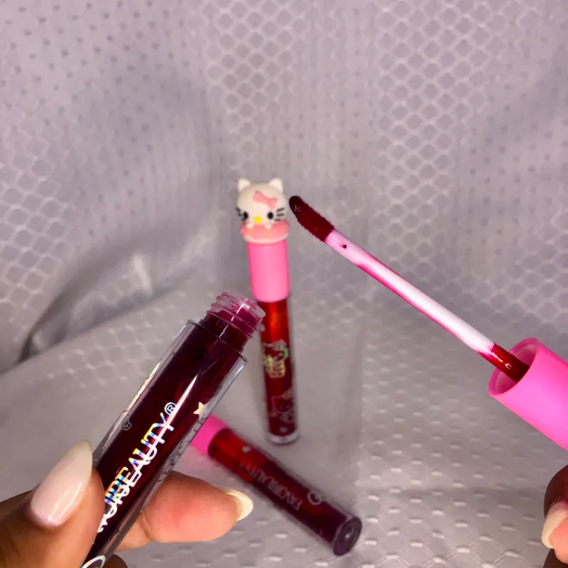 Tinta de labios “Hello Kitty”