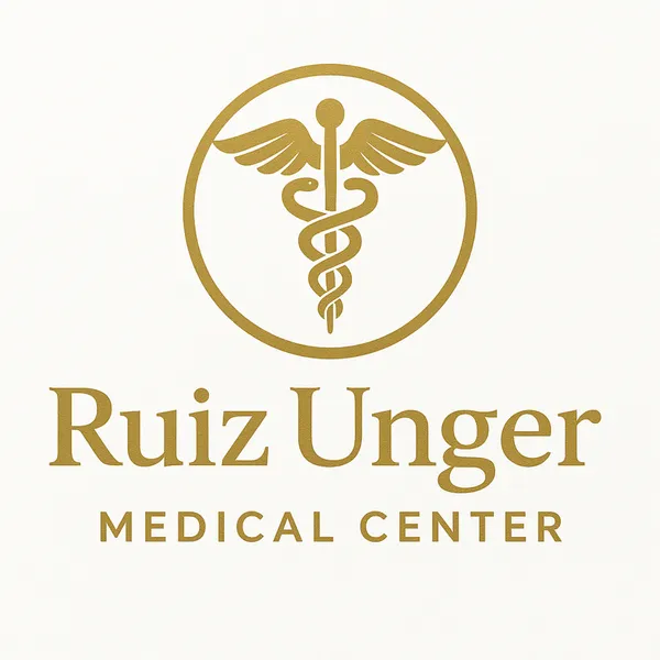 En Ruiz Unger Medical Center ofrecemos servicios médicos de excelencia, respaldados por un equipo altamente calificado y un compromiso absoluto con la salud, la seguridad y el bienestar de cada paciente. Nuestro enfoque combina profesionalismo, precisión clínica y una experiencia de atención moderna y confiable.