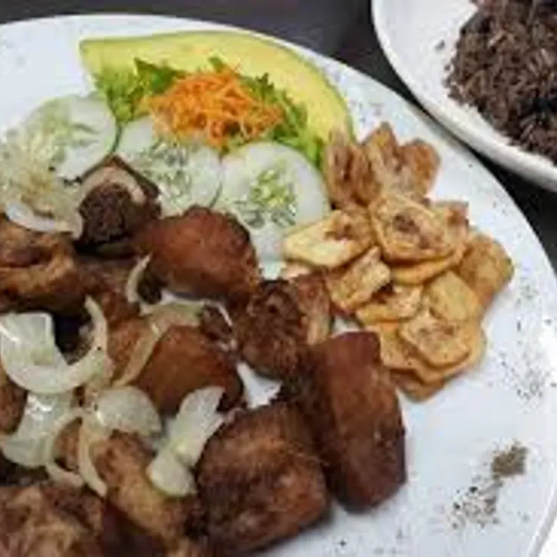 Masa de cerdo frita