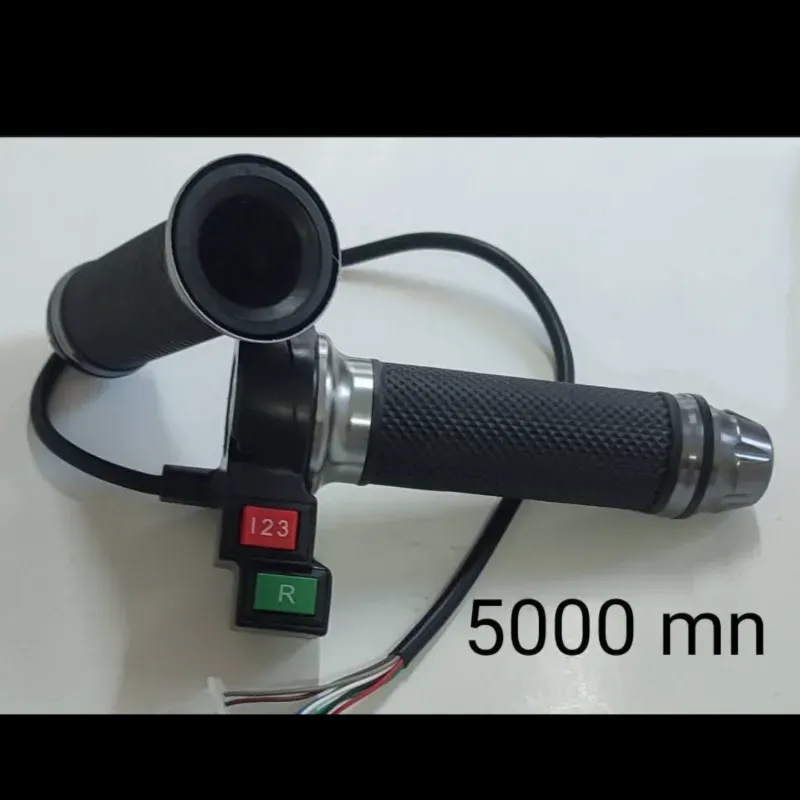 Puños de tres tecla y pulso 